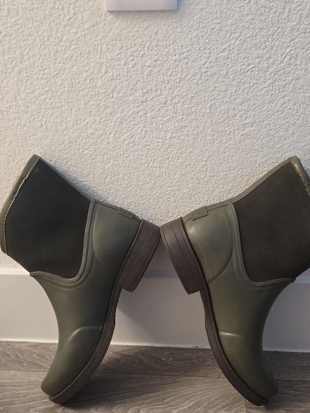 UGG Paxton Green Rubber Sheep Wool Waterproof Rain Boots Sz US 12